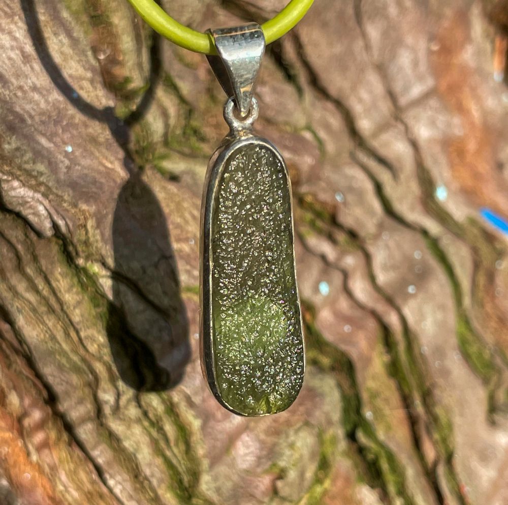 Pendentif en Moldavite