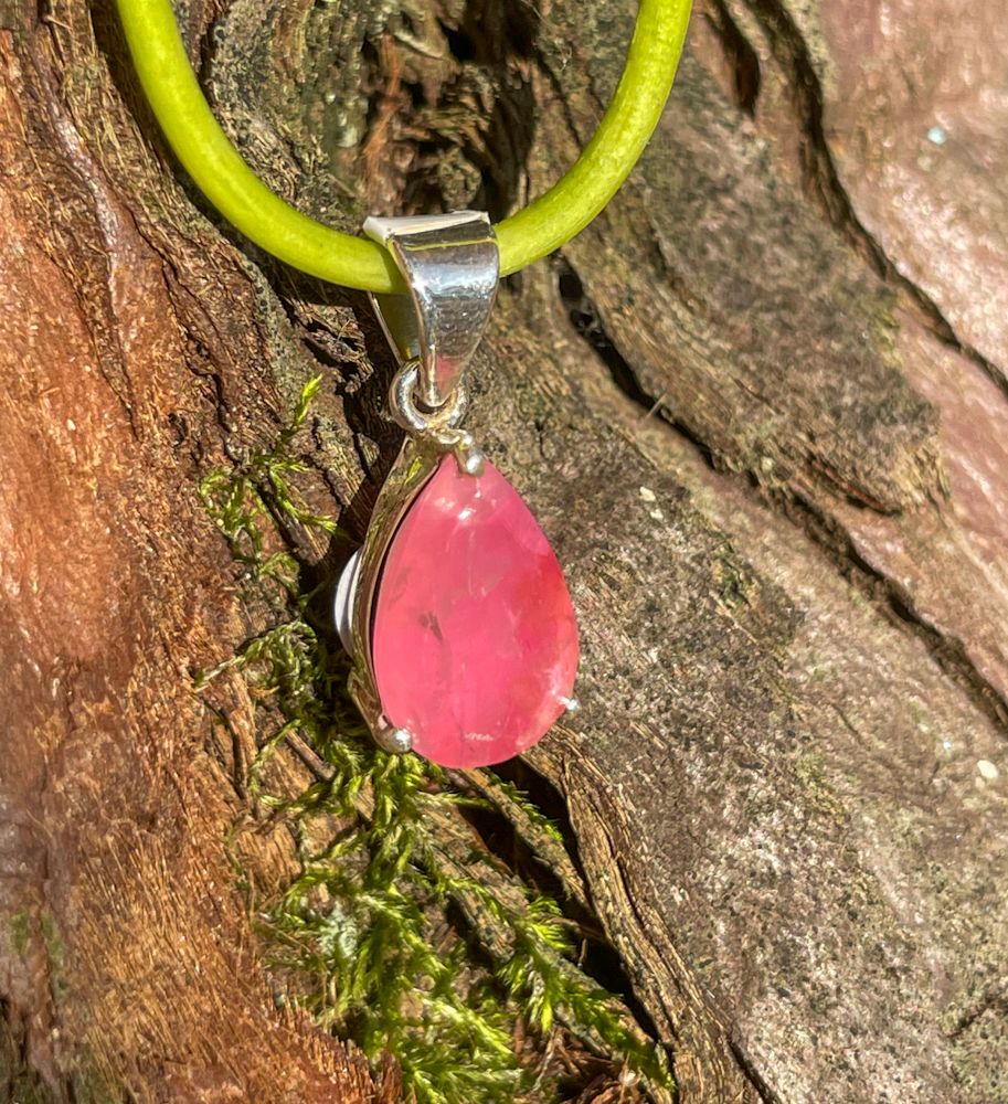 Pendentif en Cobalto-Calcite