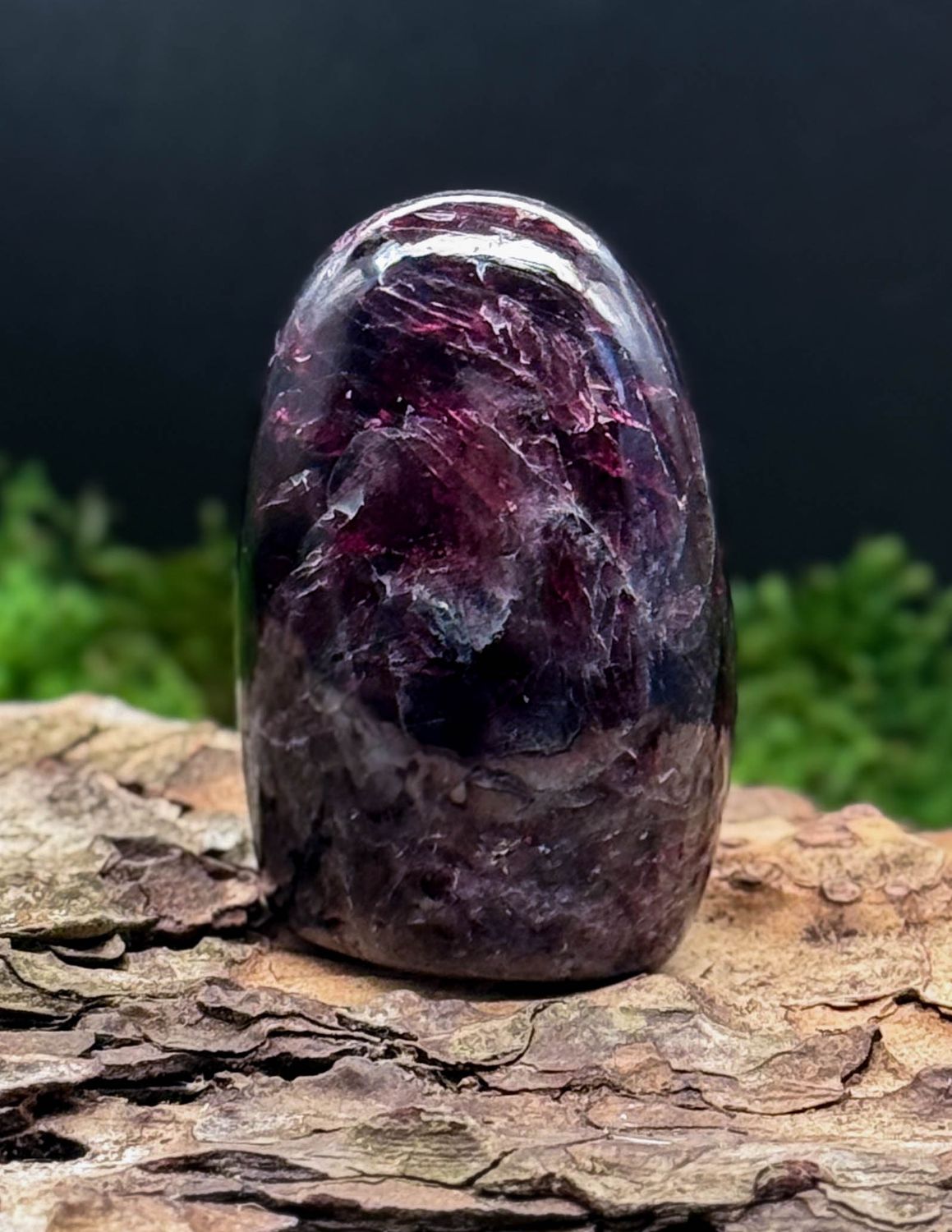 Menhir Grenat rouge | petit