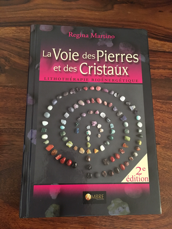 Livre "La Voie des Pierres et des Cristaux"