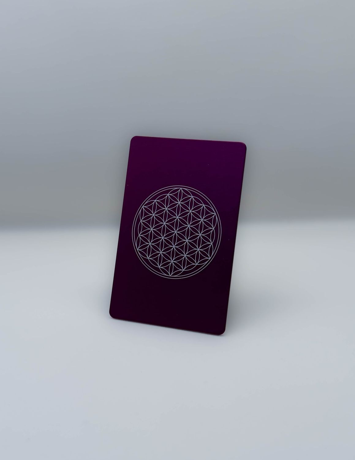 Plaque Tesla Fleur de vie violette | format carte de crédit