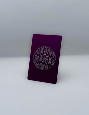 Plaque Tesla Fleur de vie violette | format carte de crédit