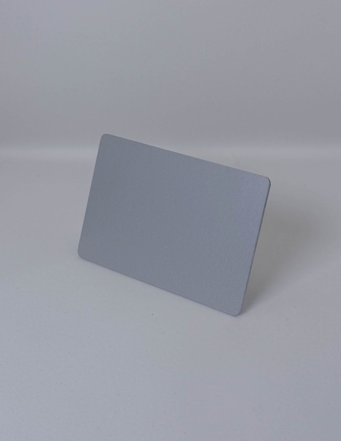 Plaque Tesla Argent, format carte de crédit