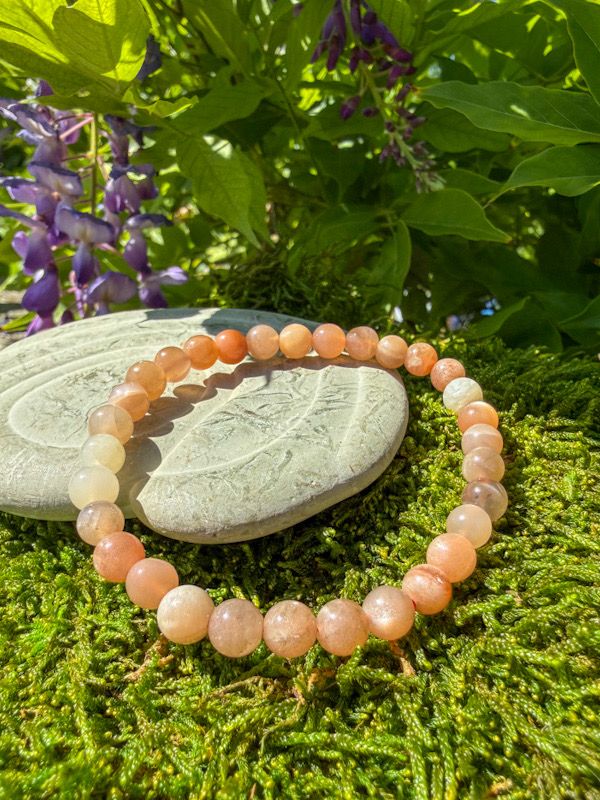 Bracelet en Pierre de lune orangée  6 mm