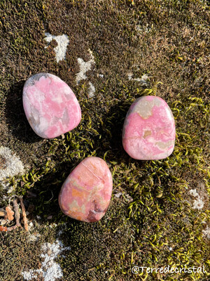 Rhodonite du Pérou percée