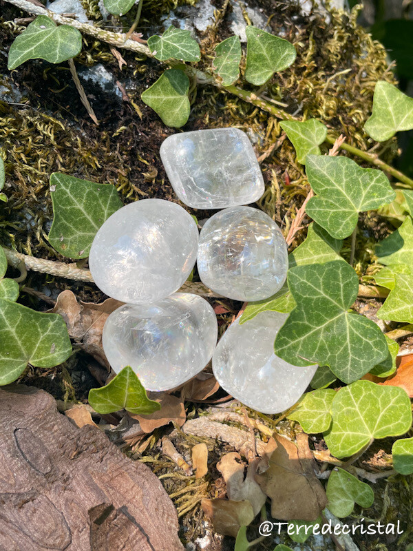 Calcite blanche roulée Calcite blanche roulée