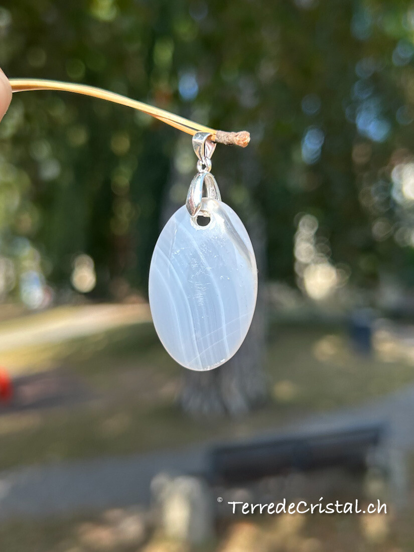 Pendentif en Agate bleue