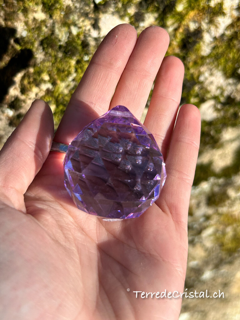 Capteur de lumière " Sun Catcher " violet boule 4 cm