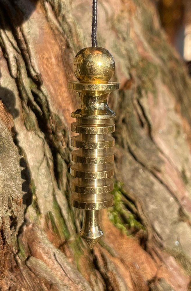 Pendule Isis doré