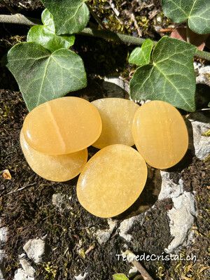 Calcite orange plate
