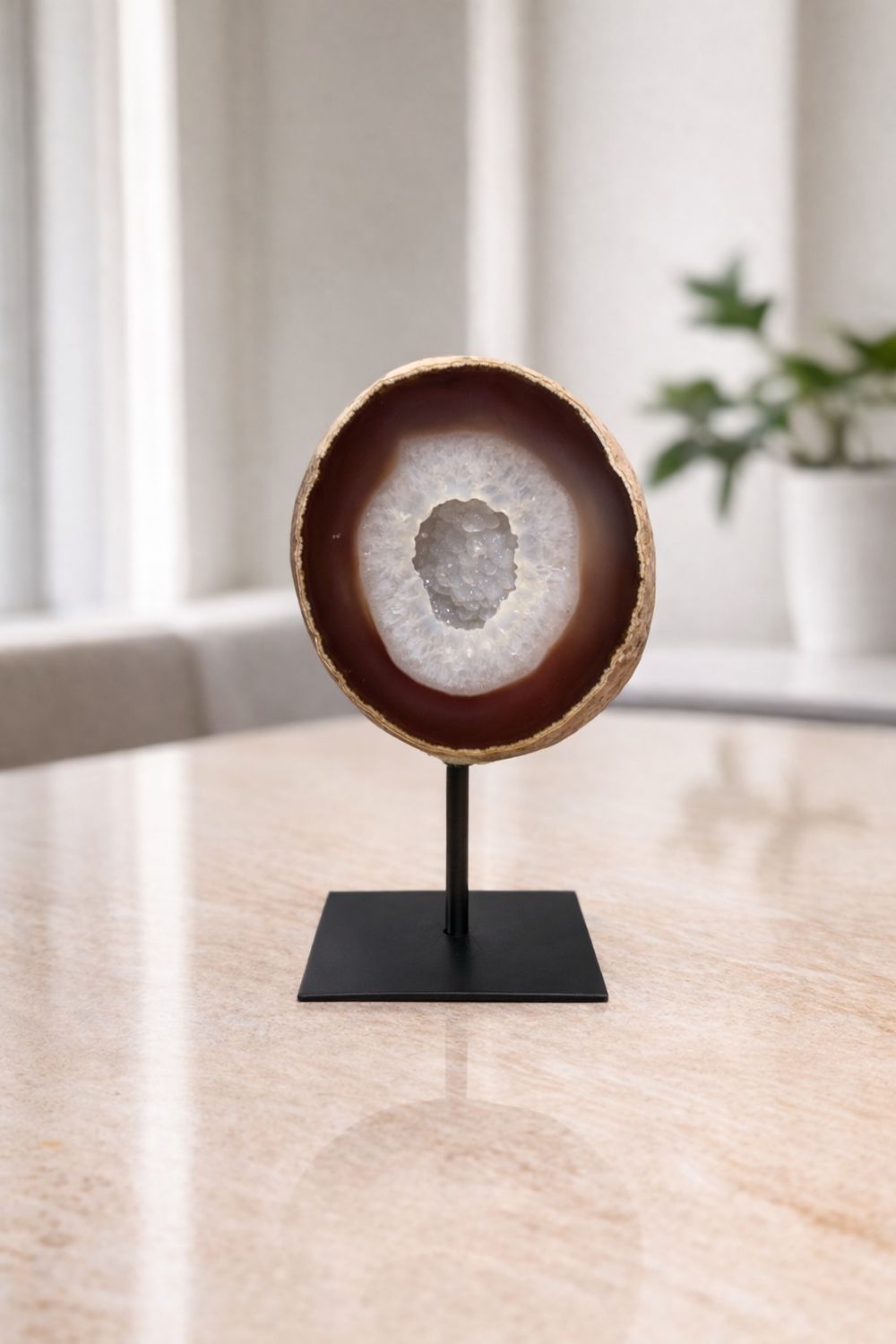 Géode d'Agate sur pied