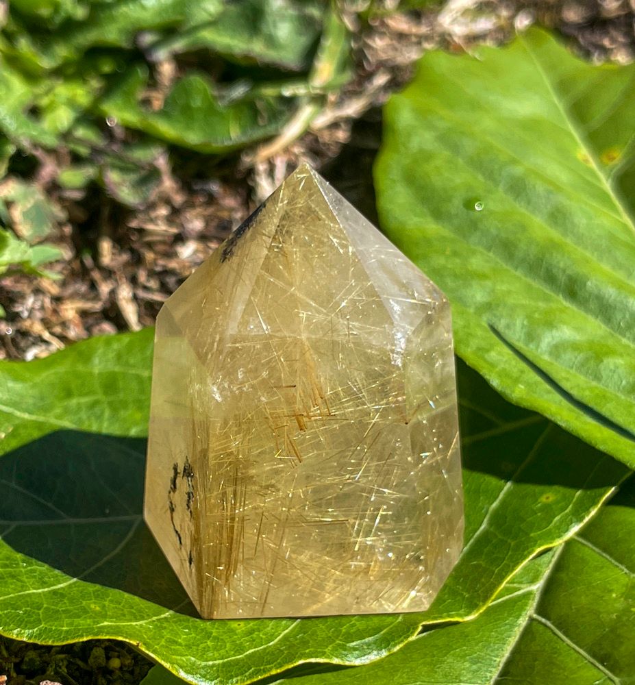 Pointe en Quartz rutilé Pointe en Quartz rutilé