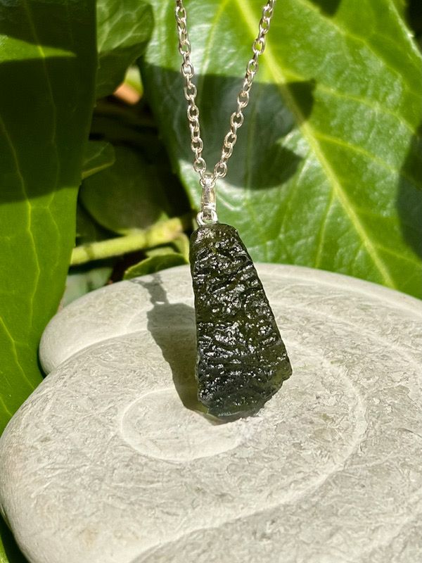 Pendentif en Moldavite