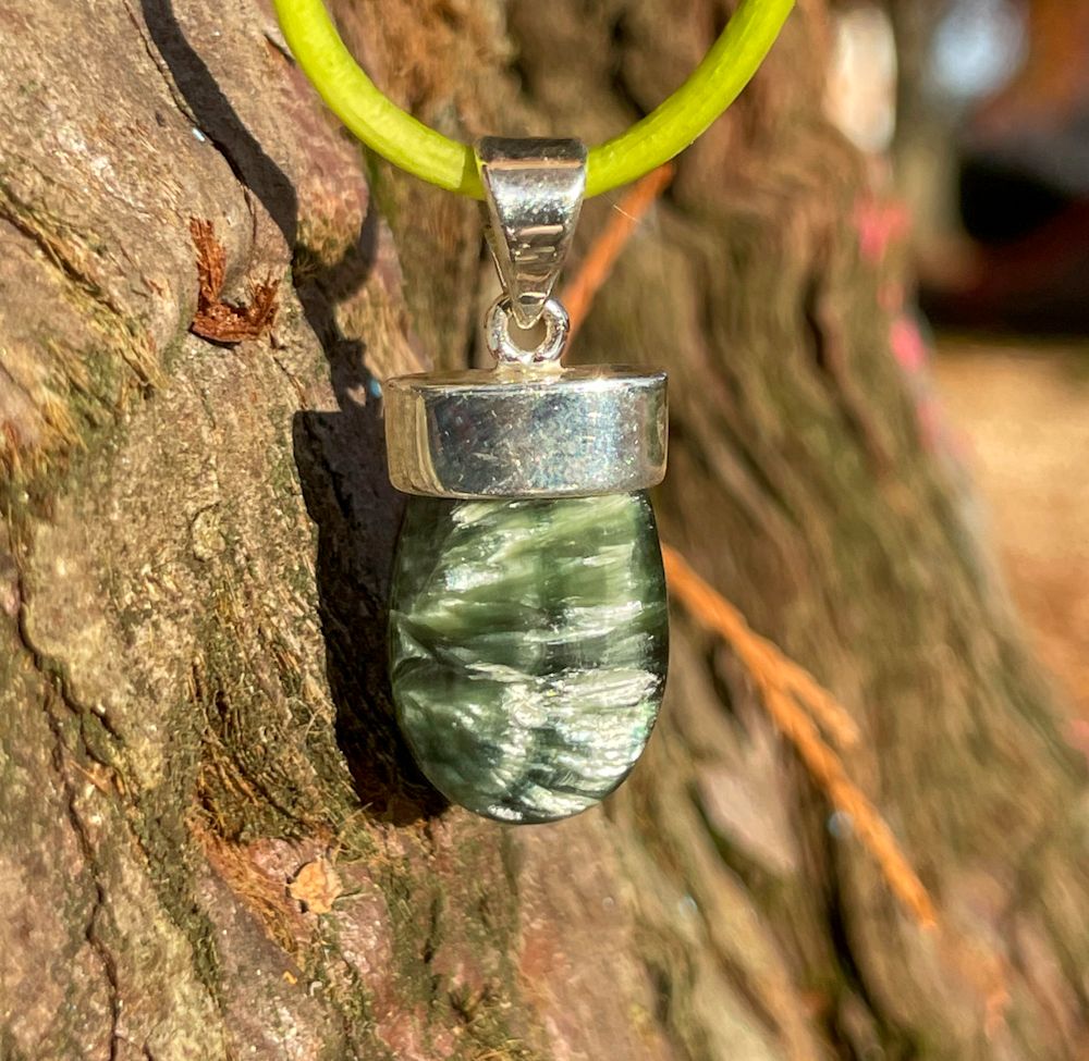 Pendentif en Séraphinite