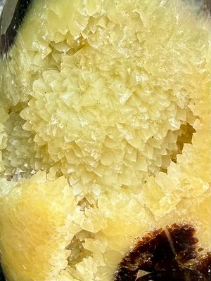 Menhir en Septaria sauvage et Calcite jaune