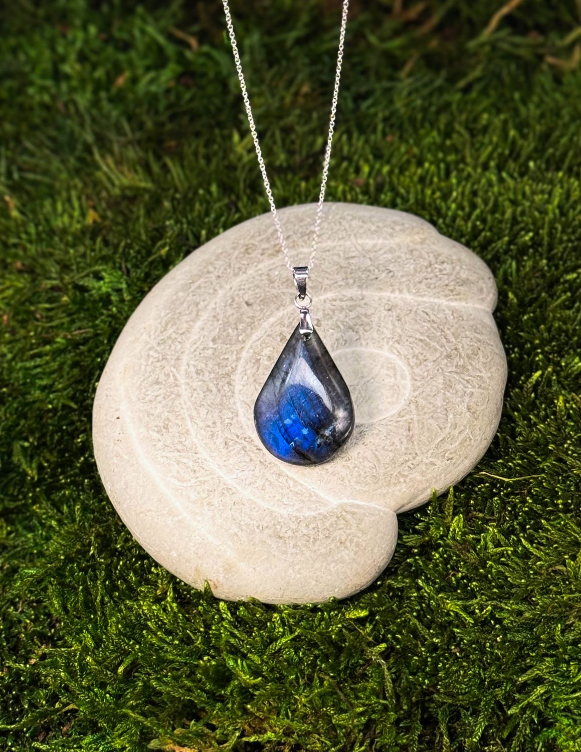 Pendentif goutte en Labradorite