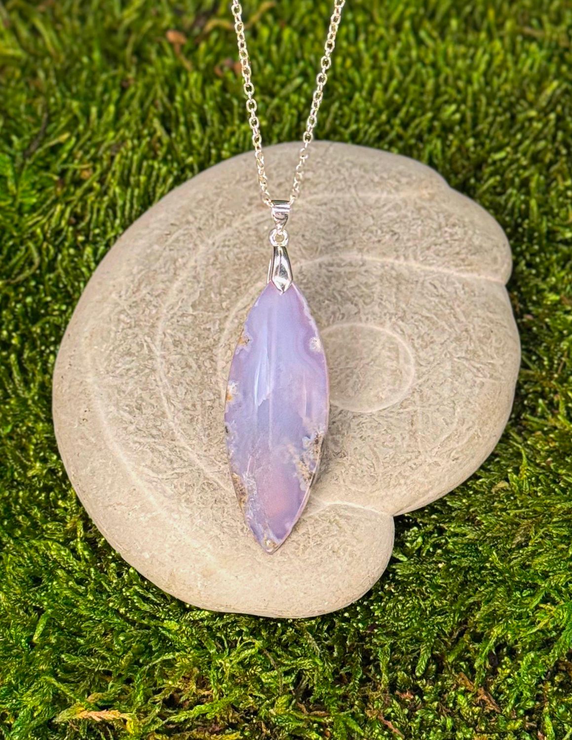Pendentif  en Agate mousse / Calcédoine violette