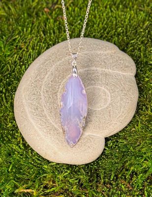 Pendentif  en Agate mousse / Calcédoine violette