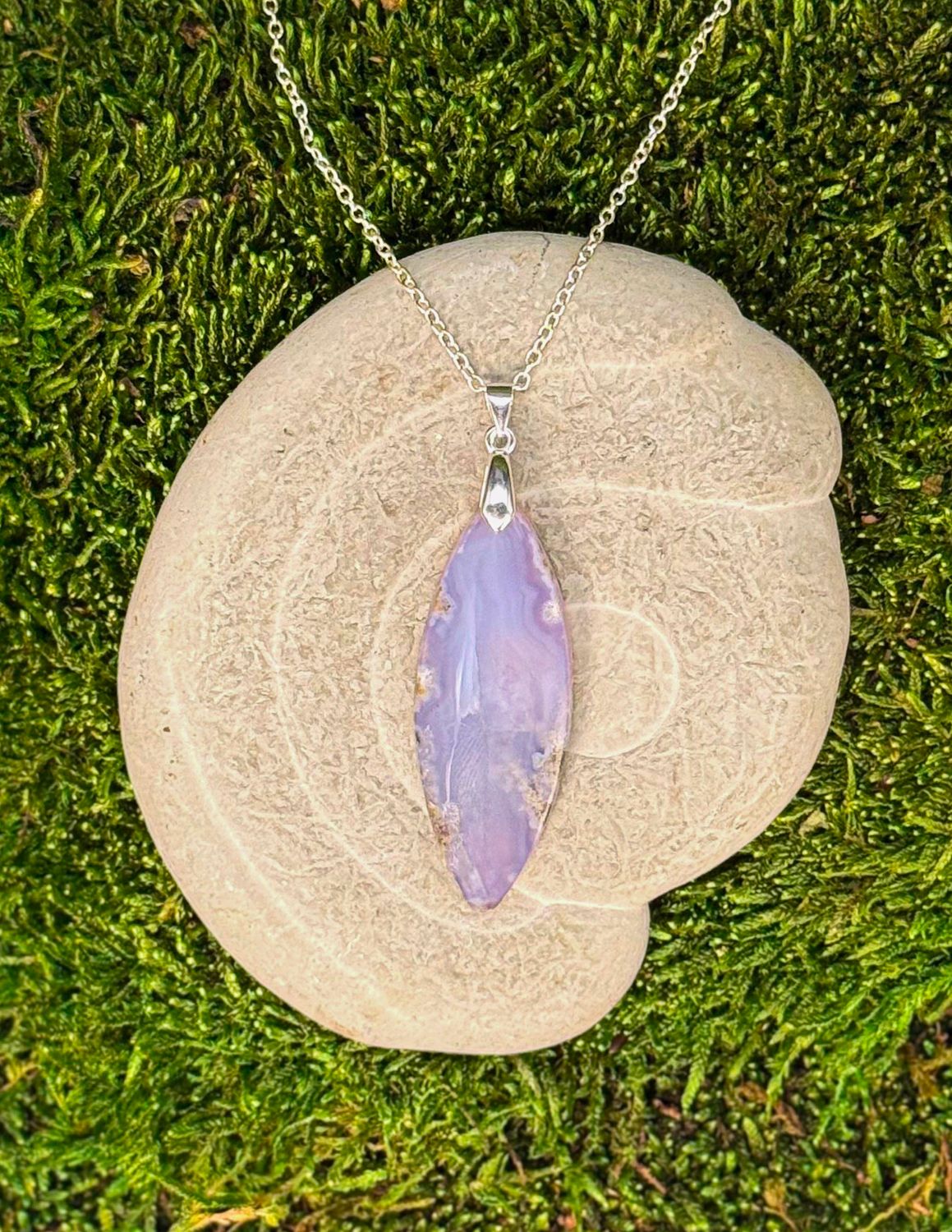 Pendentif  en Agate mousse / Calcédoine violette