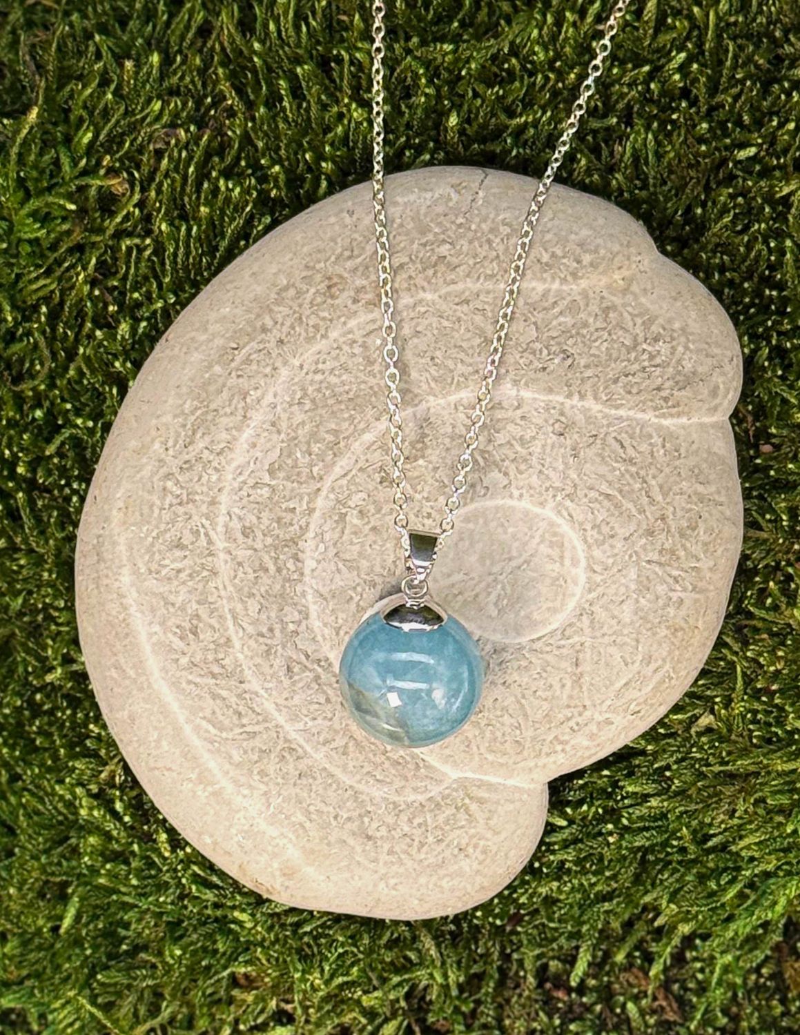 Pendentif boule en Aigue-marine
