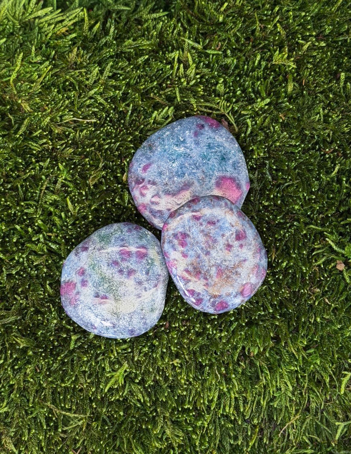 Rubis sur fuchsite