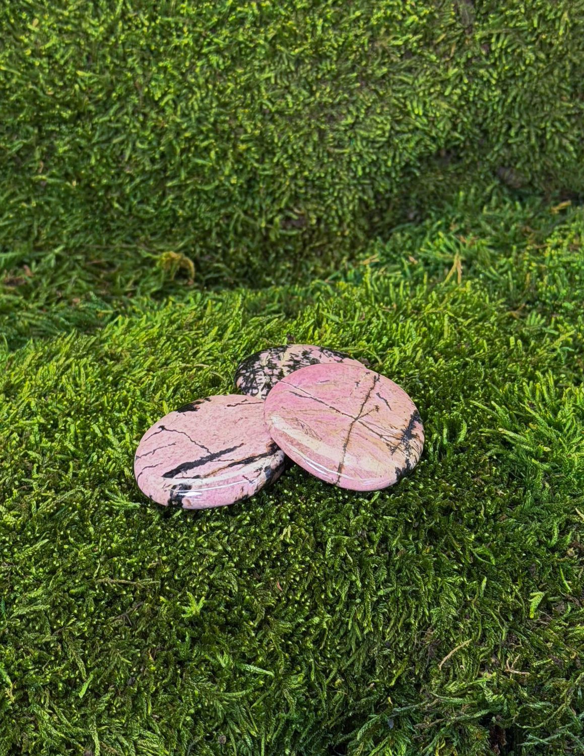 Rhodonite plate