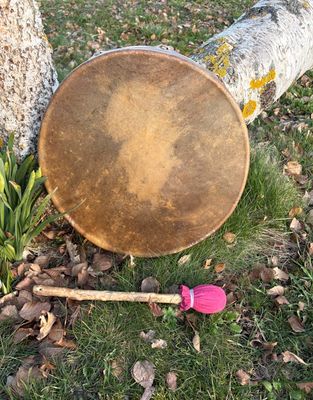 Tambour chamanique en peau de Vache Highland