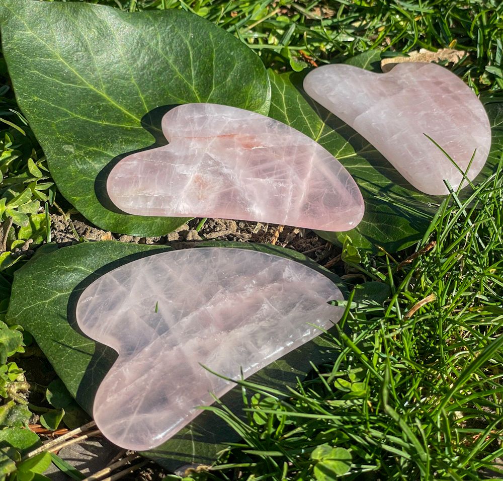 Gua Sha en Quartz rose