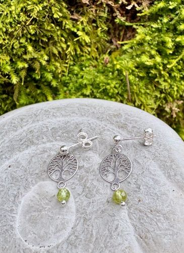 Clous d'oreilles "Arbre de Vie" et Péridot