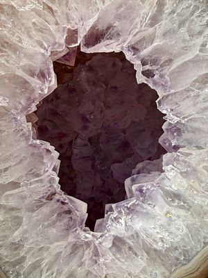 Géode d'Agate &amp; Améthyste sur pied