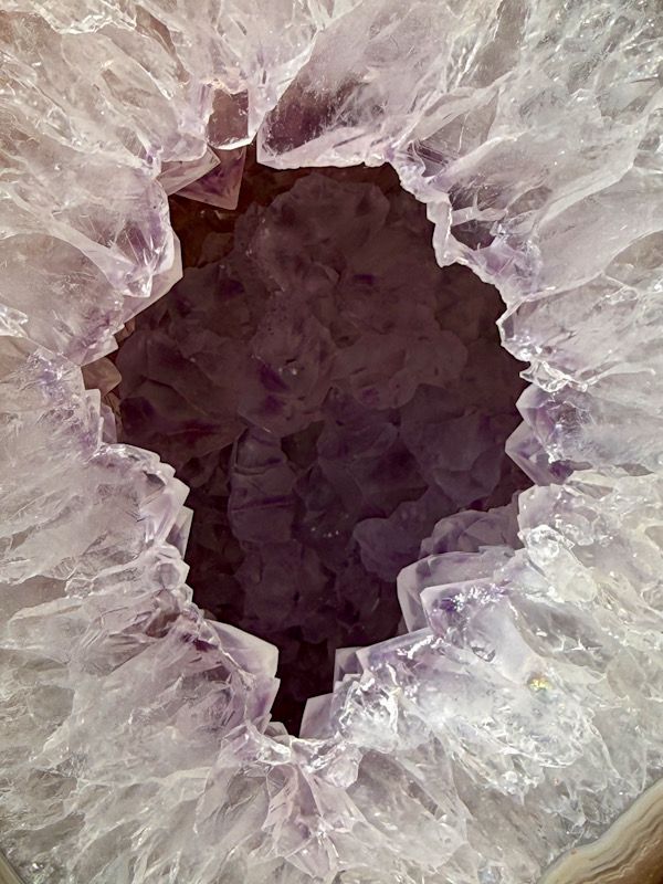 Géode d'Agate & Améthyste sur pied
