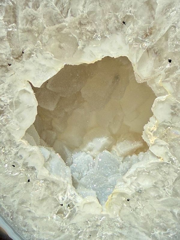 Géode d'Agate sur pied