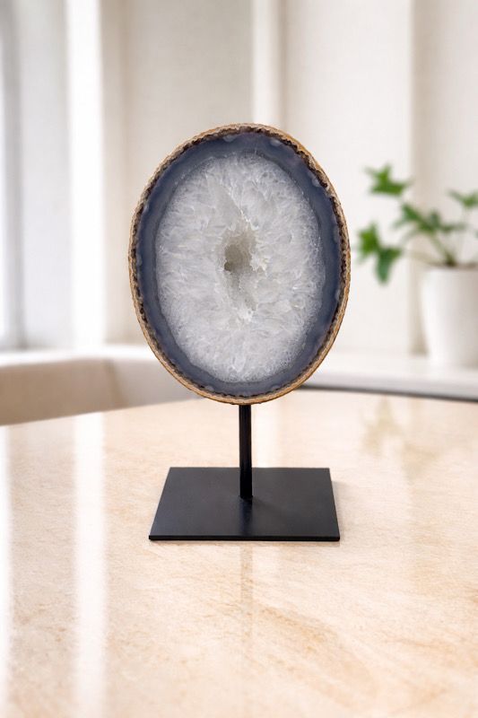 Géode d'Agate sur pied