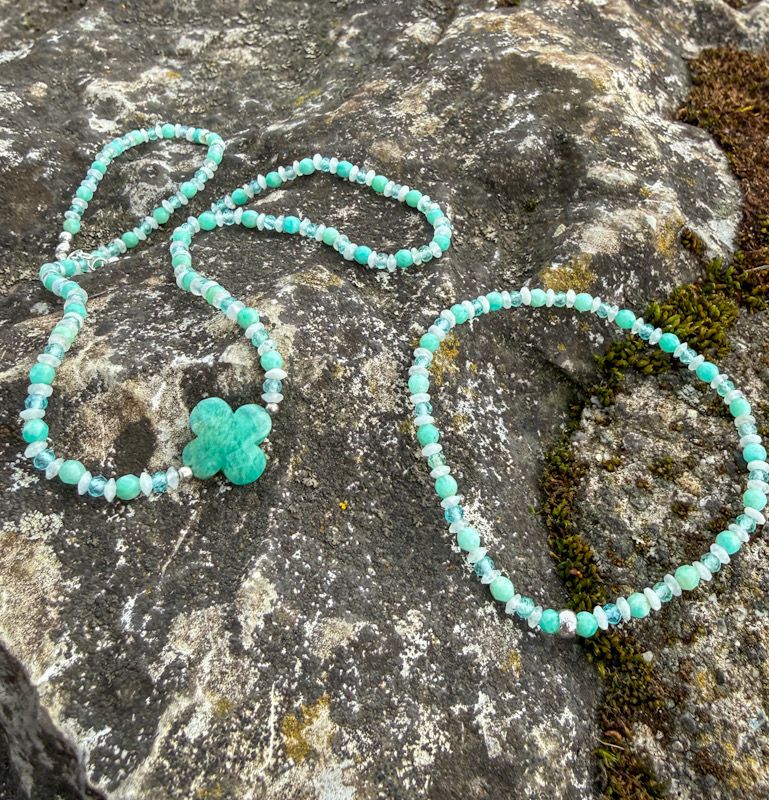 Collier et bracelet "se Poser"
