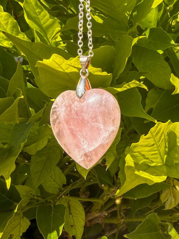 Pendentif en Quartz rose coeur