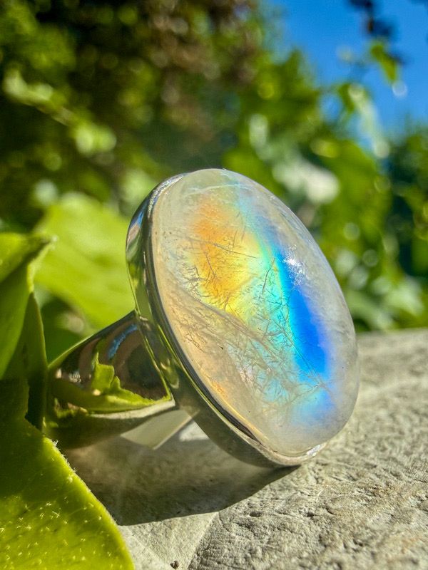Bague en Pierre de lune blanche