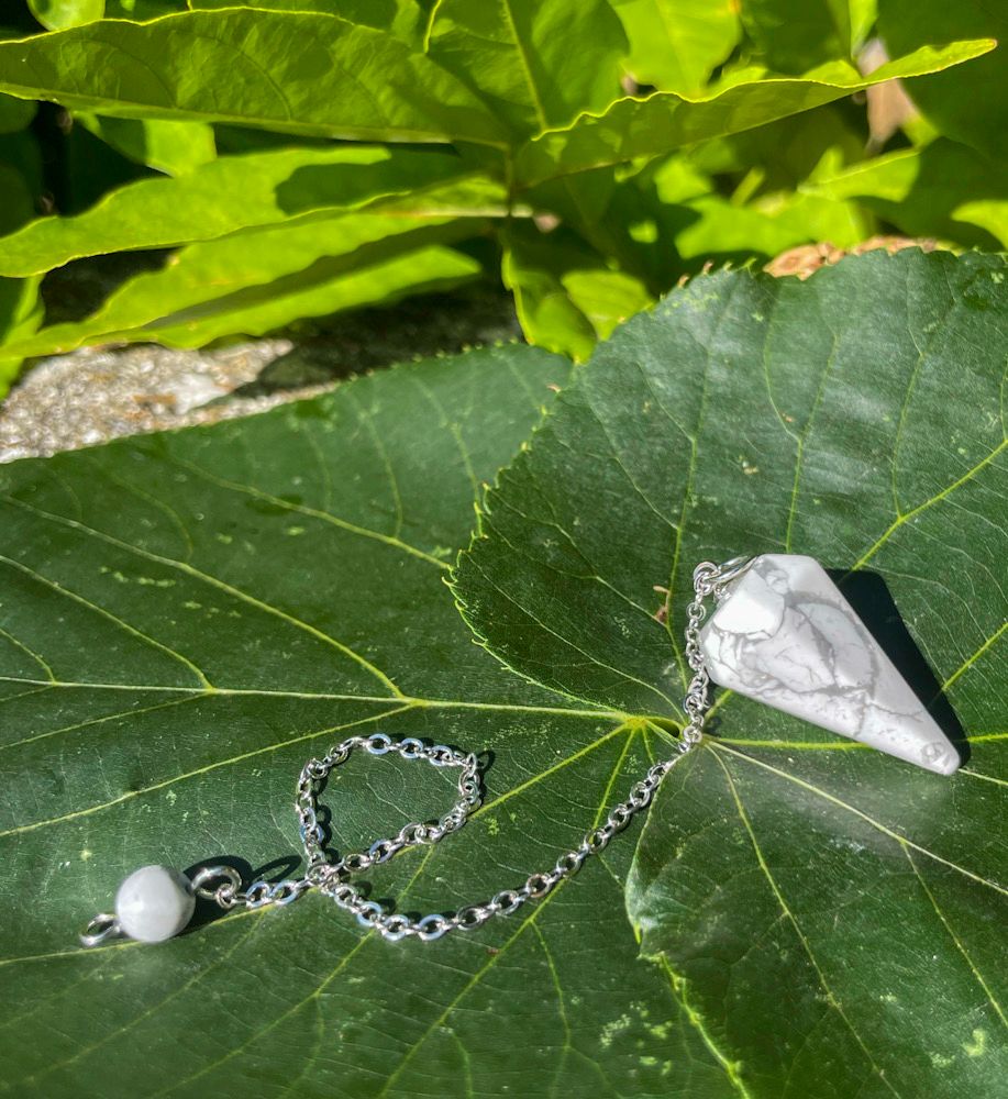 Pendule en Howlite