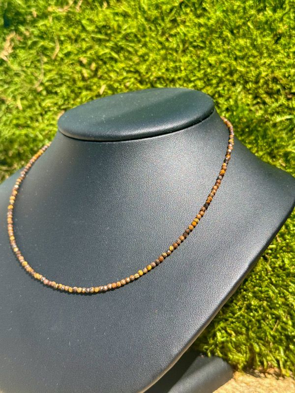 Collier en Oeil de tigre 2mm