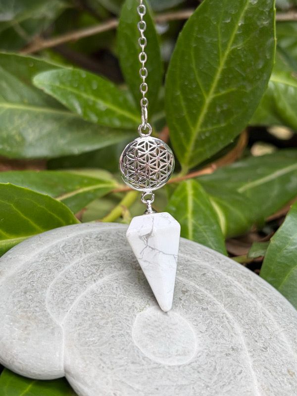 Pendule en Howlite | Fleur de Vie