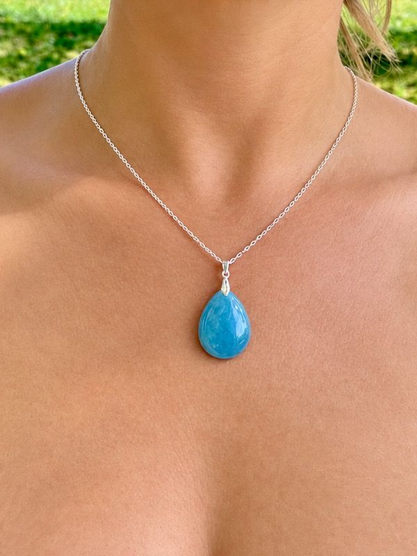 Pendentif goutte en Aigue-marine AAA