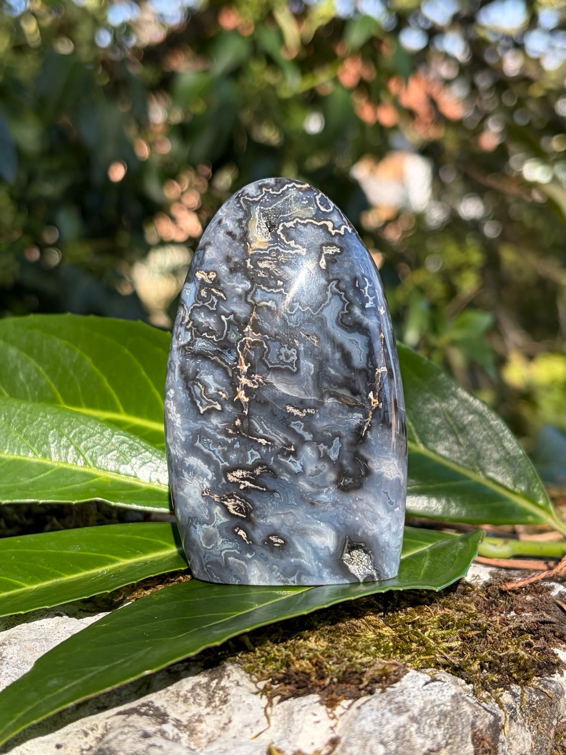 Menhir en Agate bleue