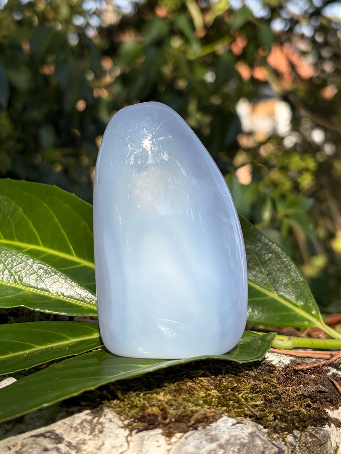 Menhir en Calcédoine bleue
