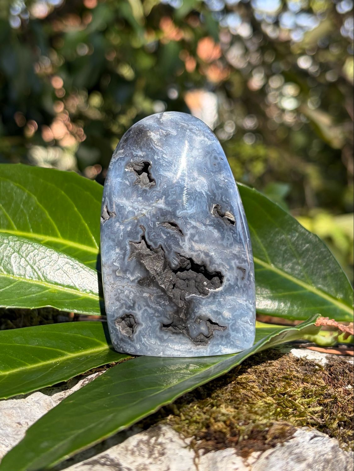 Menhir en Agate bleue