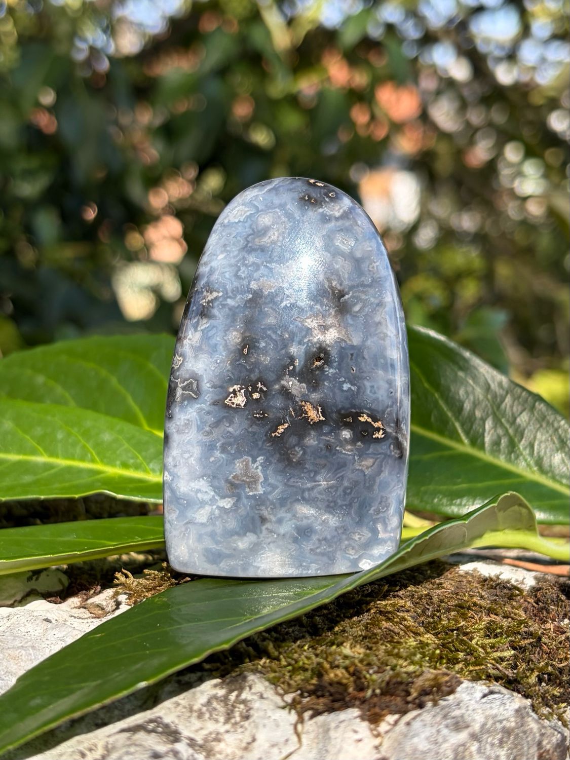 Menhir en Agate bleue