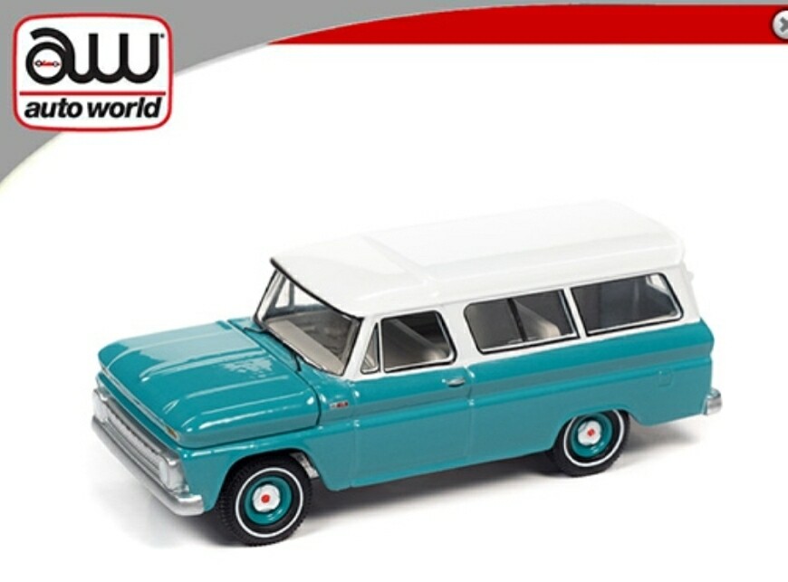 Auto World 1:64 1965 Chevrolet Suburban Green/White
Auto World 1:64 1965 Chevrolet Suburban Green/White