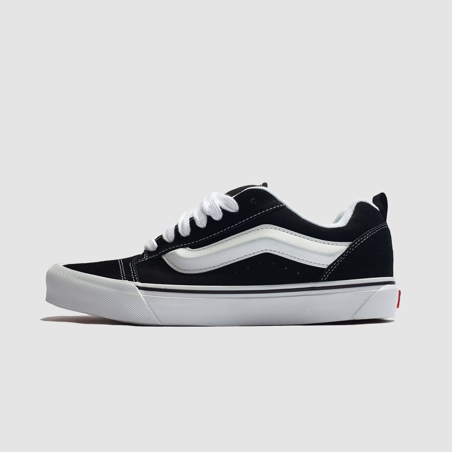 Knu Skool Black/True White
