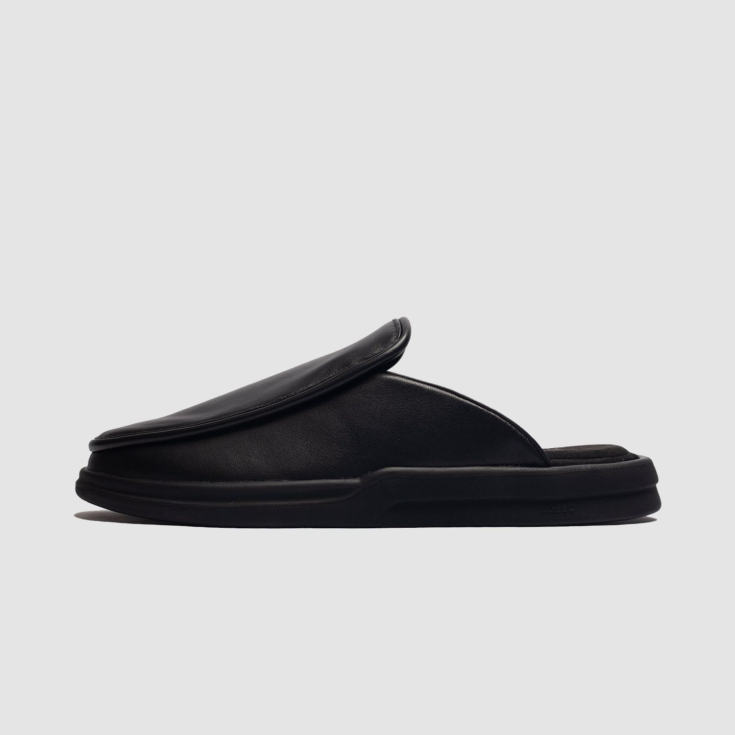 Esto Smooth Leather Jet Black