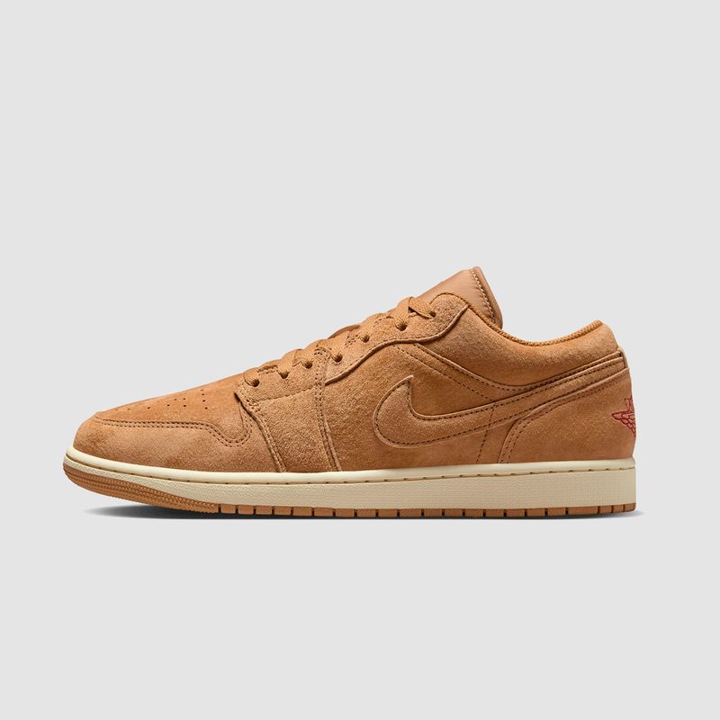 AJ1 Low SE Flax/Varsity Red