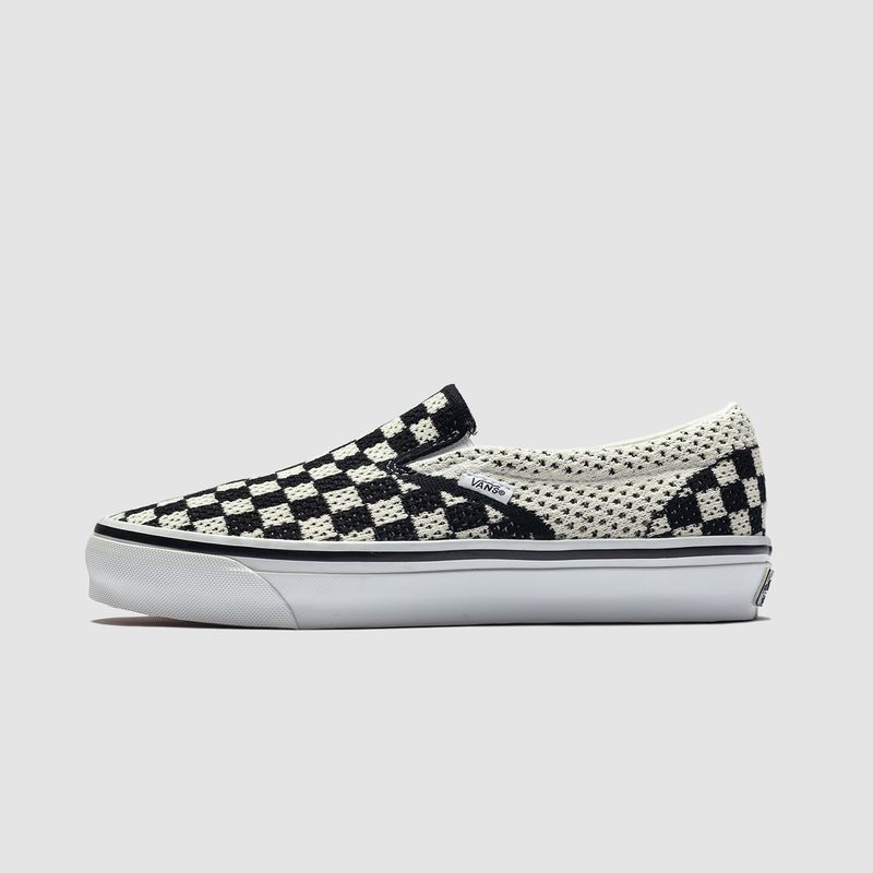 LX Classic Slip-On 98 Checkboard Black/Marshmellow