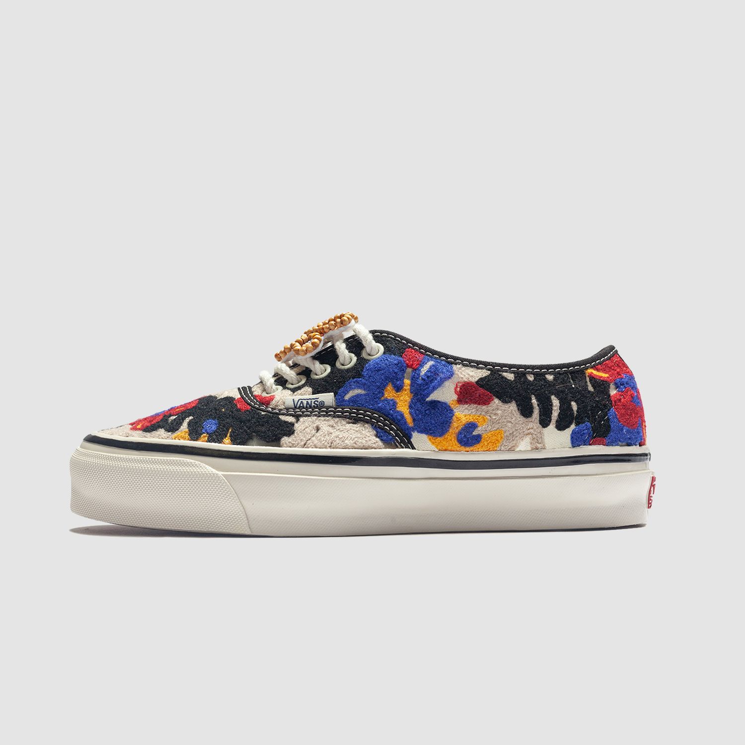 LX Authentic 44 Needlework Multi